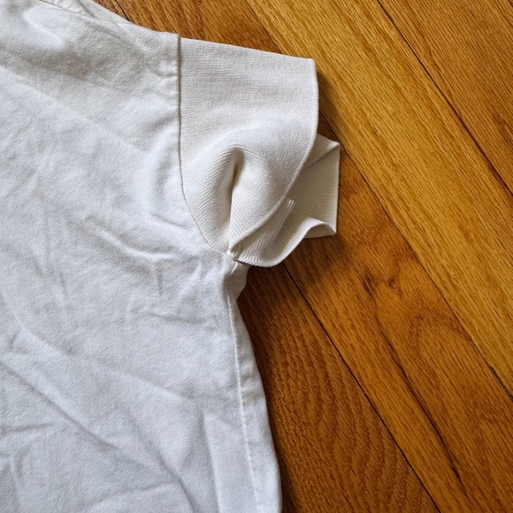 White "peace" Anthropologie short sleeve top with detailing women's medium - Picture 3 of 4